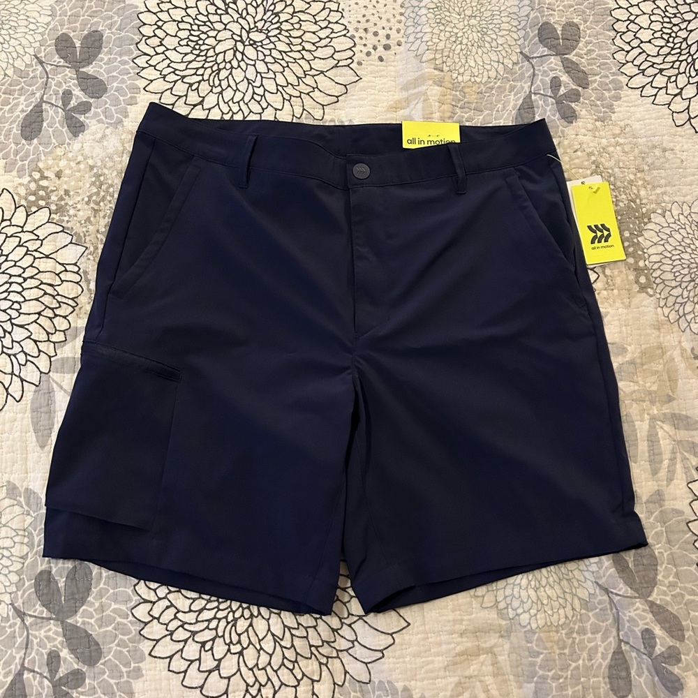 Men’s Golf Shorts size 36 navy blue